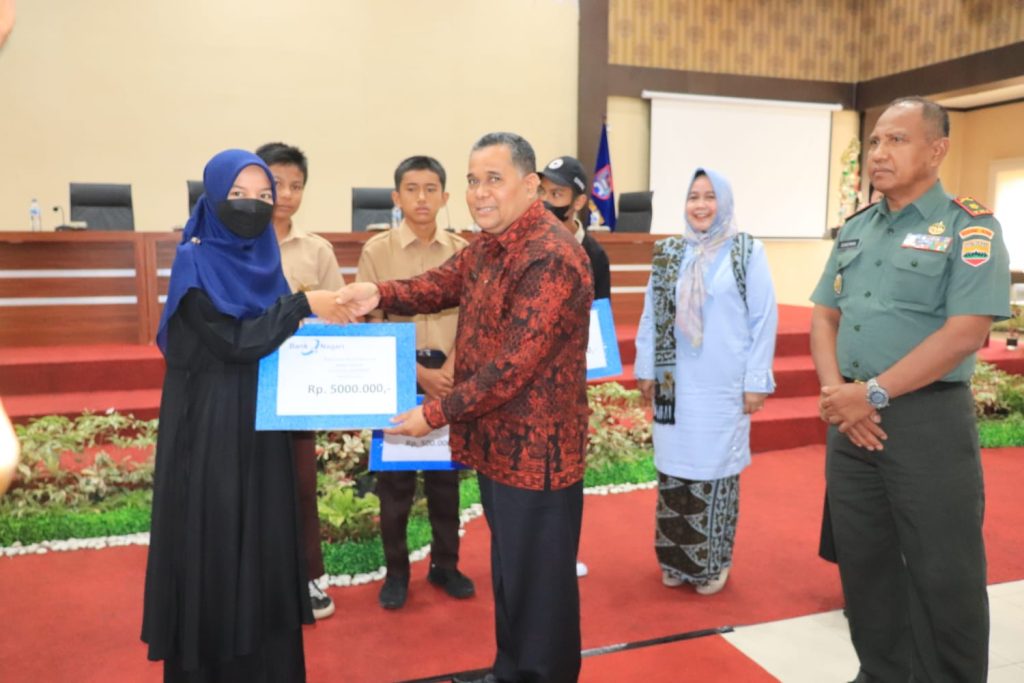 Sukses Laksanakan Pawai Alegoris, Pemko Payahkumbuh Bagikan Hadiah & CSR Bank Nagari