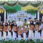 Wisuda santri