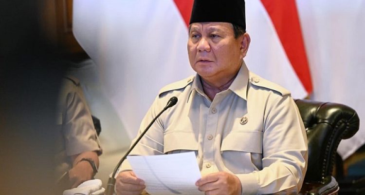 Presiden RI Prabowo Subianto saat memberikan sambutan dalam peresmian 218 jembatan