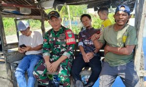 Babinsa Sari Mulya Lakukan Pengawasan SDM dan Imbau Warga Jaga Kondusivitas Ramadhan