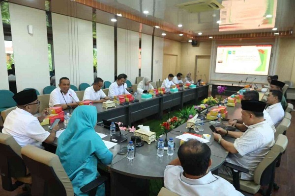 Bapemperda DPRD Kota Batam Bahas Revisi Perda Persampahan, Dorong Solusi Komprehensif