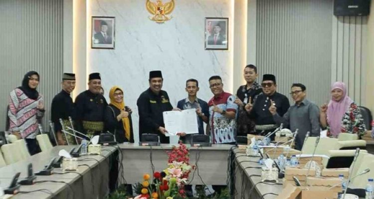 Finalisasi Tuntas, Pansus DPRD Batam Siapkan Ranperda LAM ke Paripurna