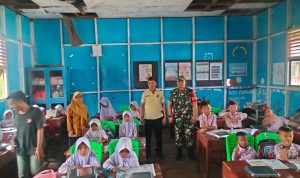 Kodim 0314/Inhil Dampingi Penyaluran Makan Sehat Bergizi di Kateman