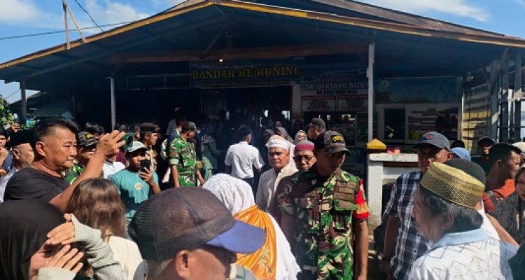 Koptu Alim Wakili Danramil 06/Ktm Hadiri Pelepasan 28 Calon Jemaah Haji di Masjid Al-Falah